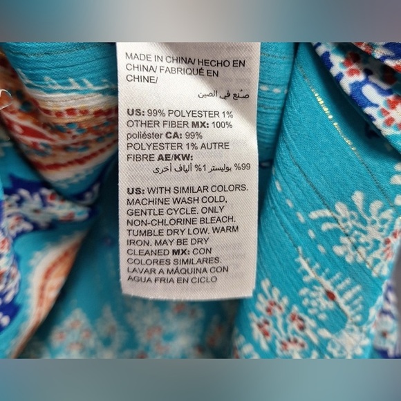 🔥3 for $15🔥Chico's size 1 Multicolor Paisley Blouse Women’s Size 8 Long Sleeve - Picture 3 of 9